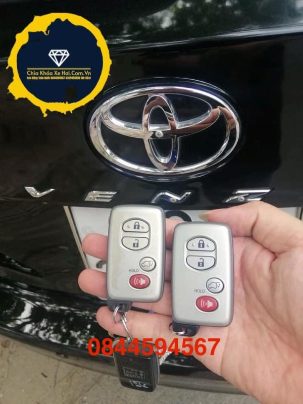 Chìa Khóa Thông Minh Toyota Venza