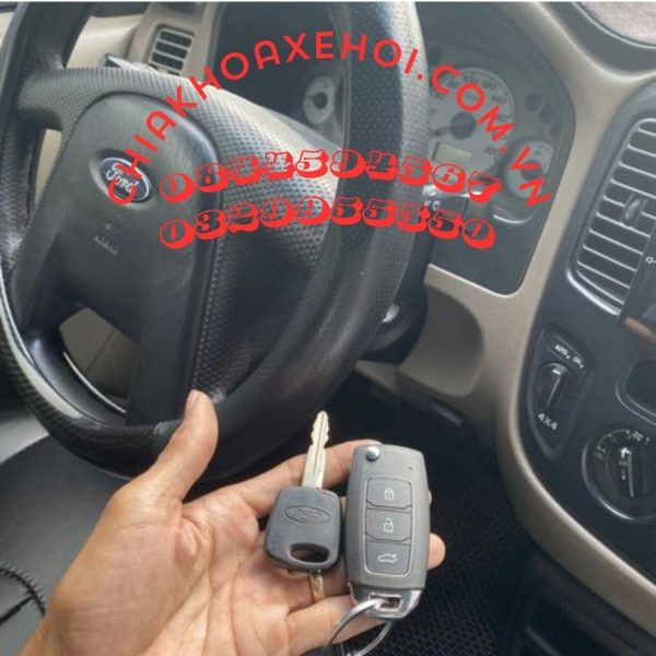 Chìa Khóa Remote Gập Ford Escape