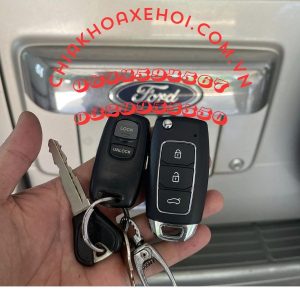 Chìa Khóa Remote Gập Ford Everest