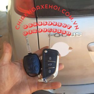 Chìa Khóa Remote Gập Ford Focus