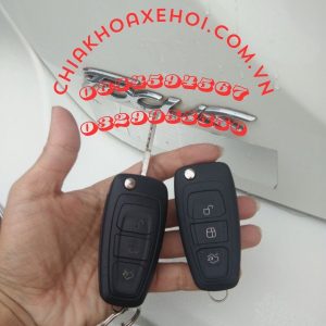 Chìa Khóa Remote Gập Ford Focus