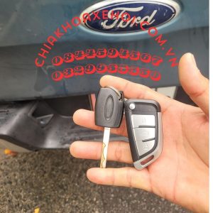 Chìa Khóa Remote Gập Ford Ranger