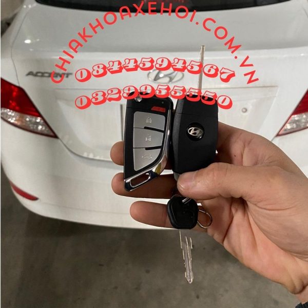 Chìa Khóa Remote Gập Hyundai Accent