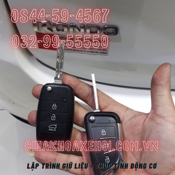 Chìa Khóa Remote Gập Kia Rondo