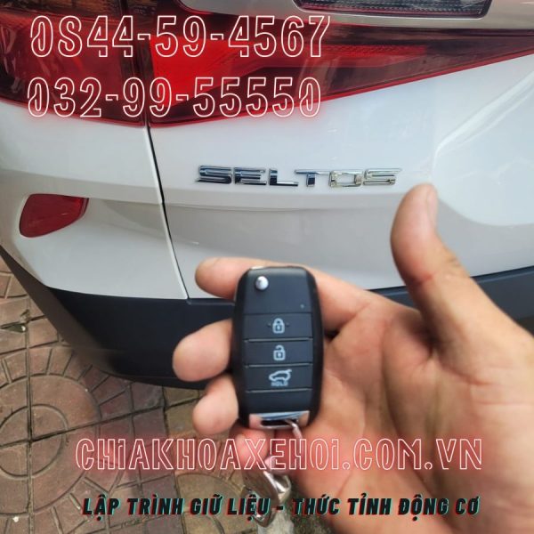 Chìa Khóa Remote Gập Kia Seltos