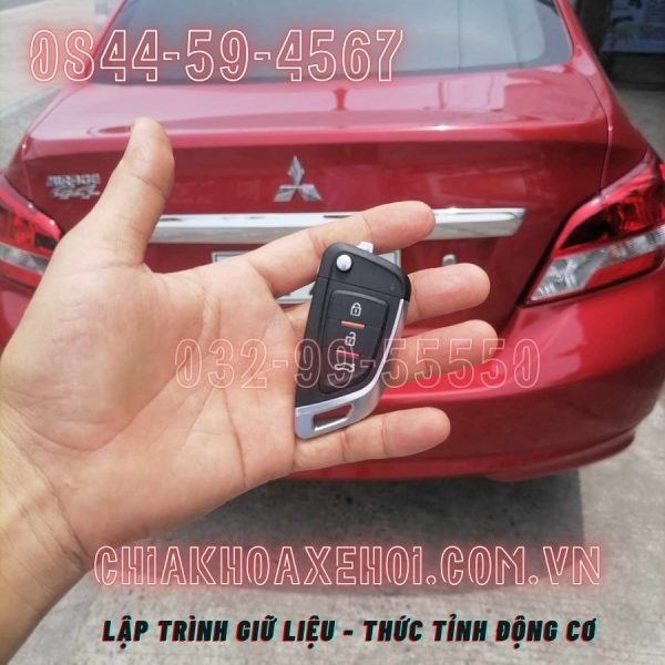 Chìa Khóa Remote Gập Mitsubishi Mirage