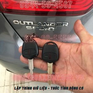 Chìa Khóa Remote Gập Mitsubishi Outlander