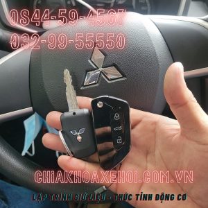 Chìa Khóa Remote Gập Mitsubishi Xpander