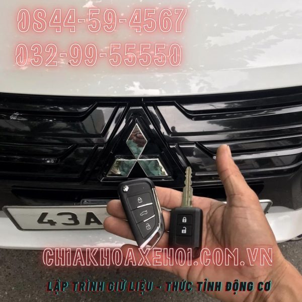 Chìa Khóa Remote Gập Mitsubishi Xpander