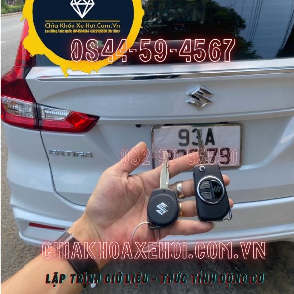 Chìa Khóa Remote Gập Suzuki Ertiga