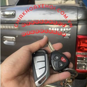 Chìa Khóa Remote Gập Toyota Hilux