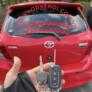 Chìa Khóa Remote Gập Toyota Yaris