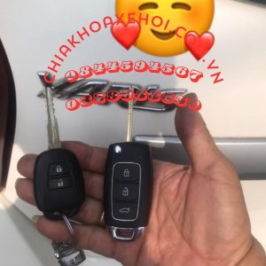 Chìa Khóa Remote Gập Toyota Yaris