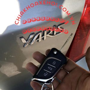 Chìa Khóa Remote Gập Toyota Yaris