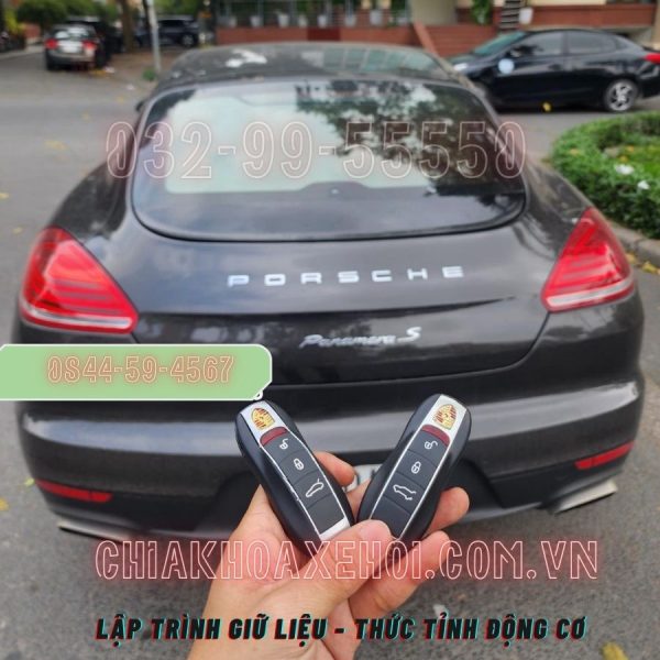 Làm Chìa Khóa Porsche Panamera 2013+ Chính Hãng