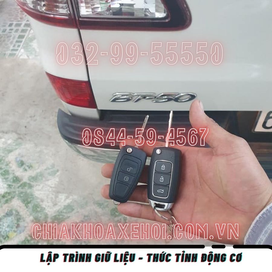 Làm Chìa Khóa Xe Mazda BT-50 thay pin thay vỏ tận nơi