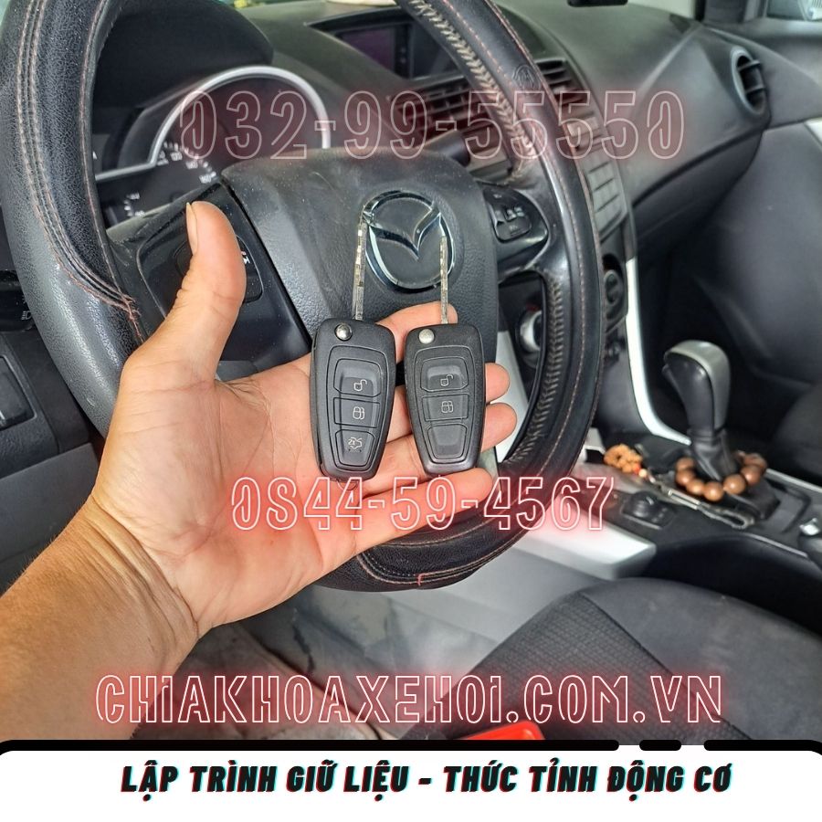 Làm Chìa Khóa Xe Mazda BT-50 thay pin thay vỏ tận nơi