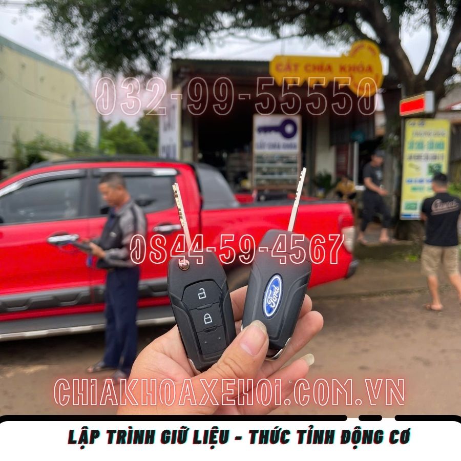 Làm Chìa Khóa Xe Ford Tại Bình Dương – Lập Trình Smartkey Chính Hãng