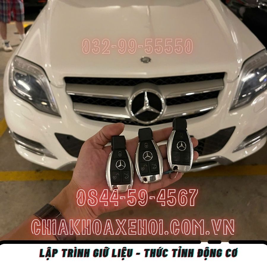 thay pin chìa khóa Mercedes tận nơi nhanh chóng