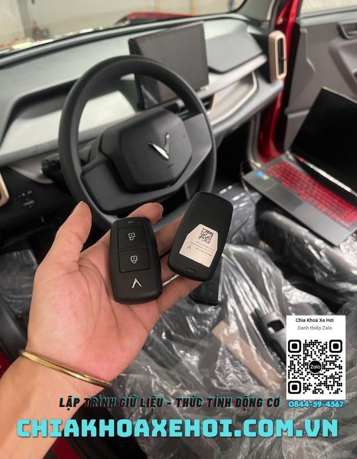 Làm Chìa Khóa VinFast VF3 - Tận Nơi Uy Tín Làm Chìa Khóa VinFast VF3 - Tận Nơi Uy Tín